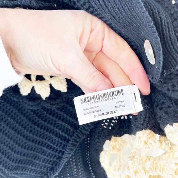 ZARA Crochet Button Up Floral Sunflower Short Sleeve Cardigan Sweater Black L/XL - Picture 6 of 6